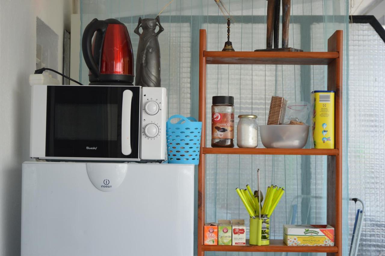 Habitaciones Compartidas En Un Apartamento 살루 외부 사진