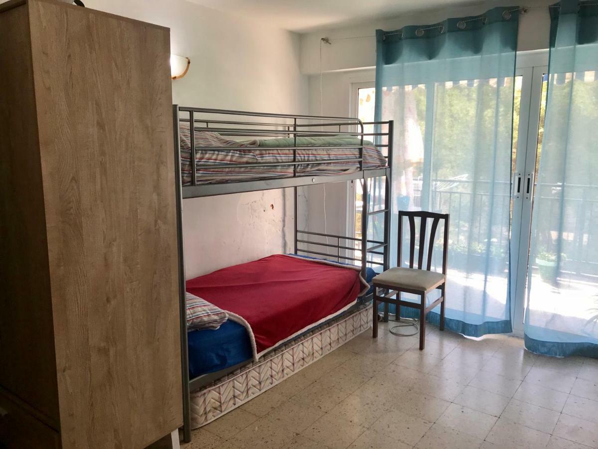 Habitaciones Compartidas En Un Apartamento 살루 외부 사진