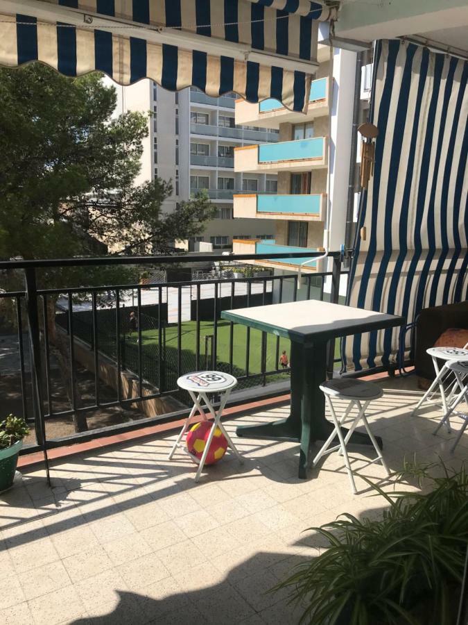 Habitaciones Compartidas En Un Apartamento 살루 외부 사진